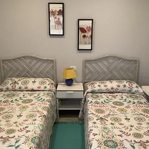 https://edificio-costamar-arona-tenerife.tenerifehoteles.net