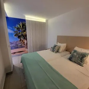 https://apartamento-beach-lovers-playa-del-ingles-1.in-canary-islands.com